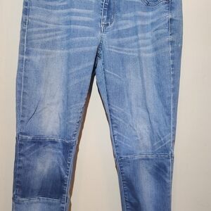 Arizona Jean Company Light Blue Skinny Jeans